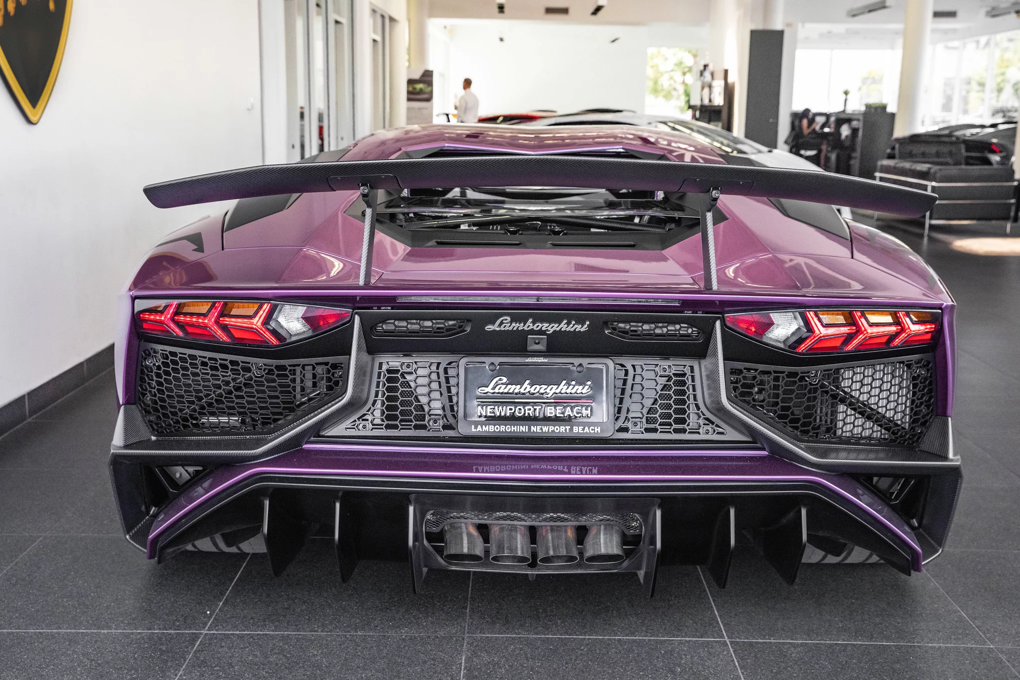 Viola SE30 Lamborghini Aventador