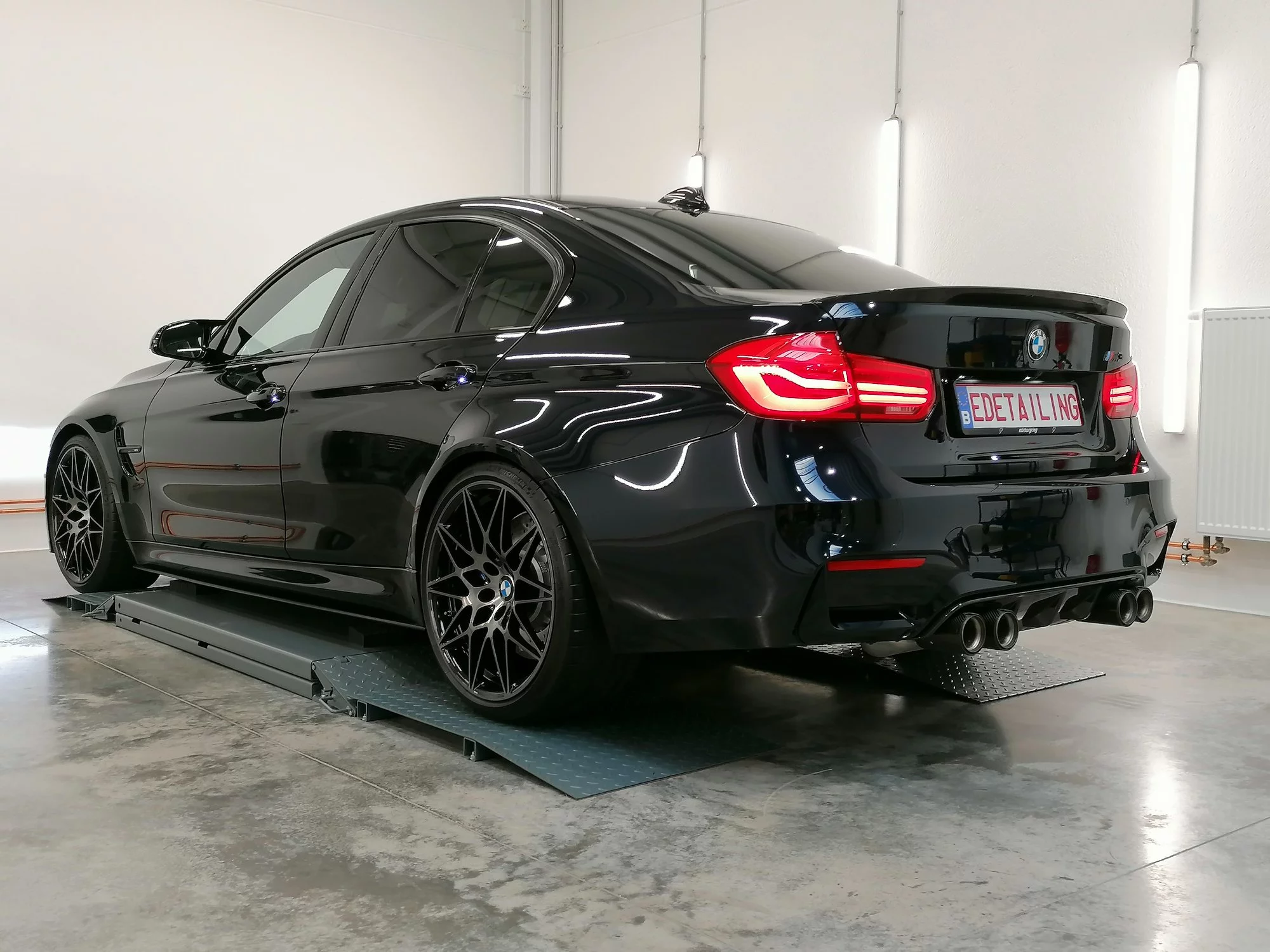Jerez Black BMW M3