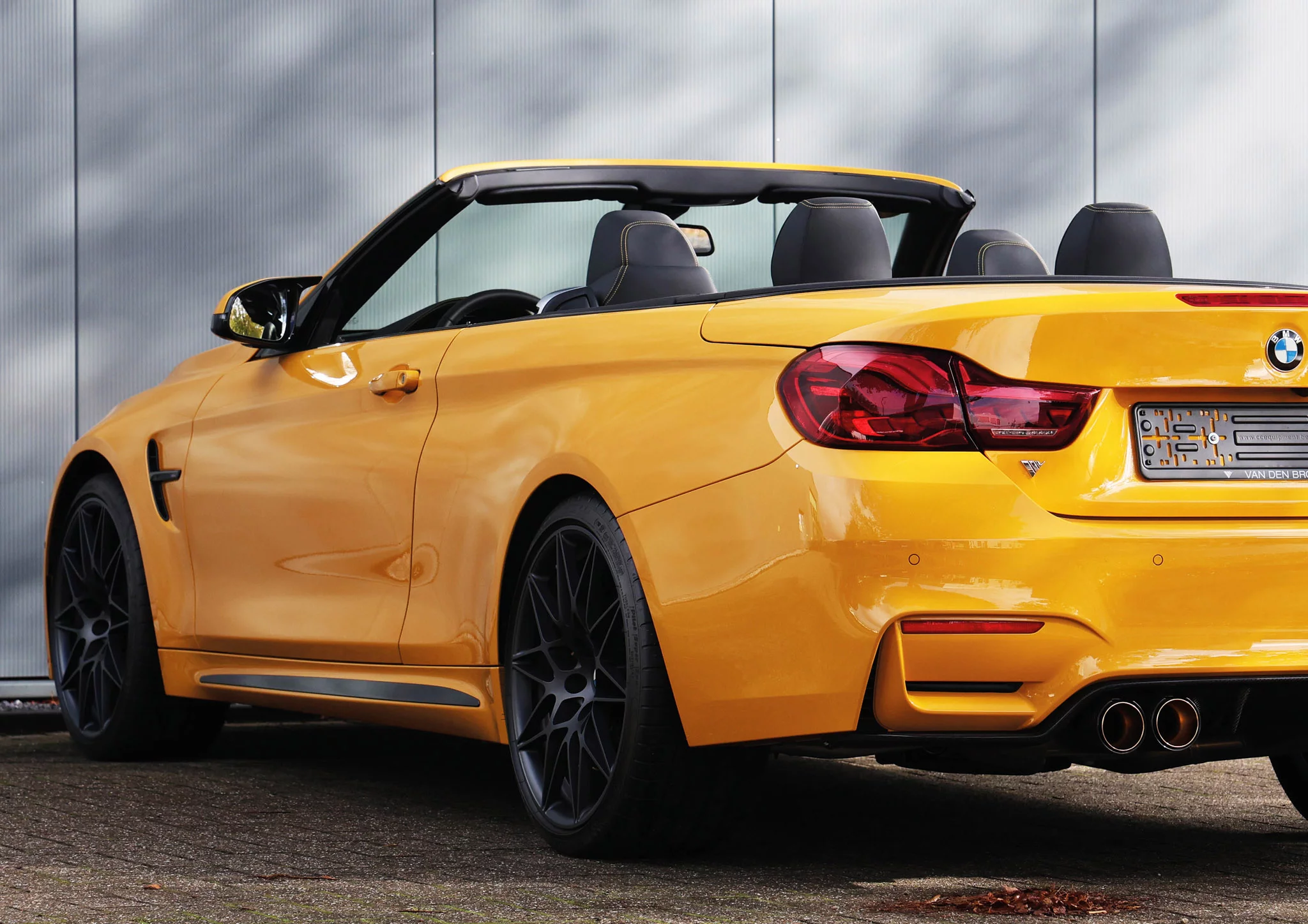 Mandarin II BMW M4