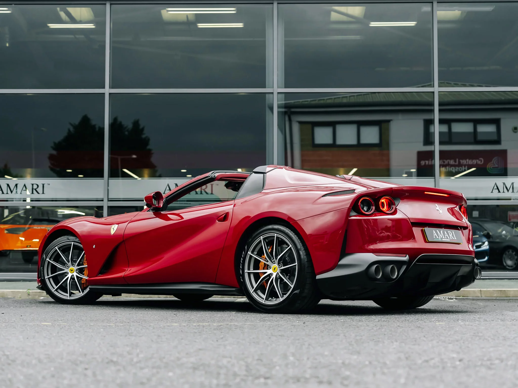 Rosso Mugello Ferrari 812