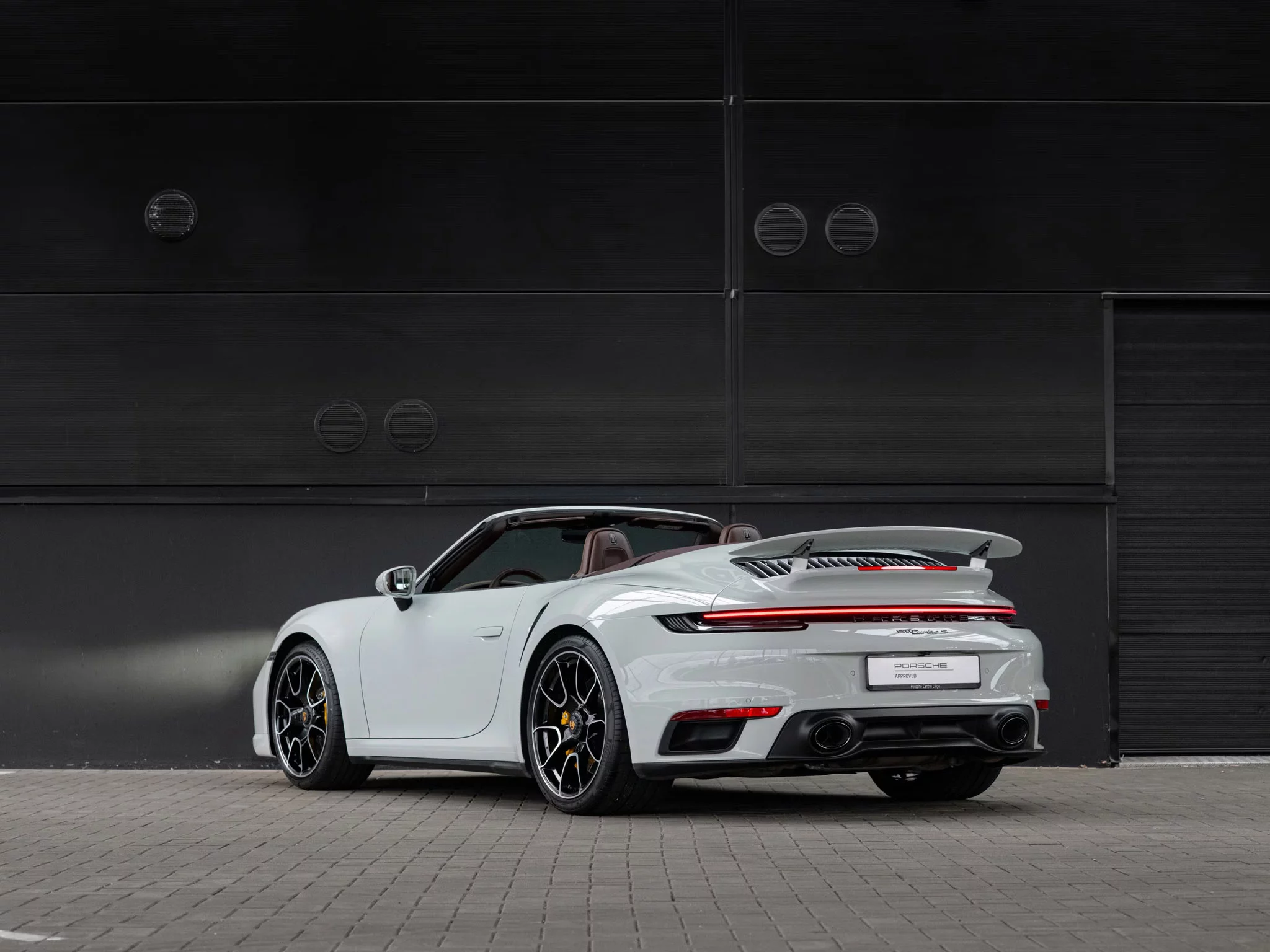 Dolphin Grey Porsche 911 Turbo