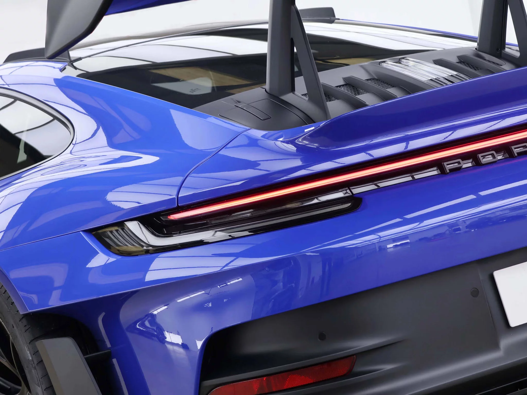 Nogaro Blue Porsche 911 GT3 RS