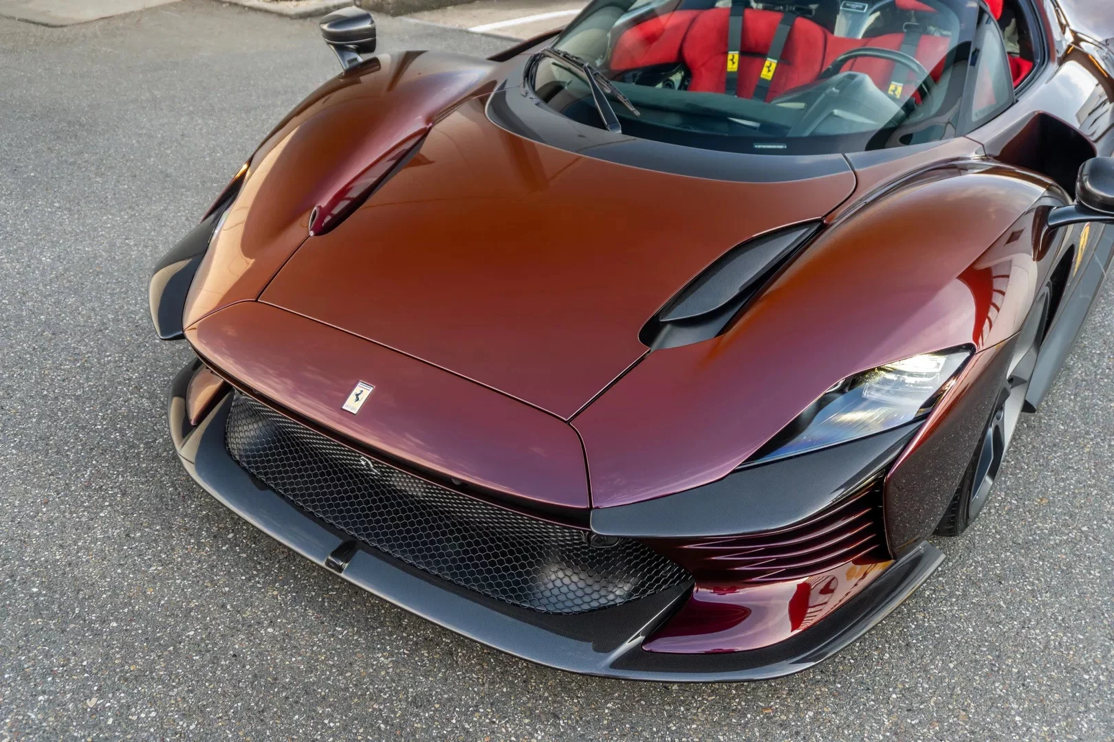 Rosso Taormina Ferrari Daytona SP3