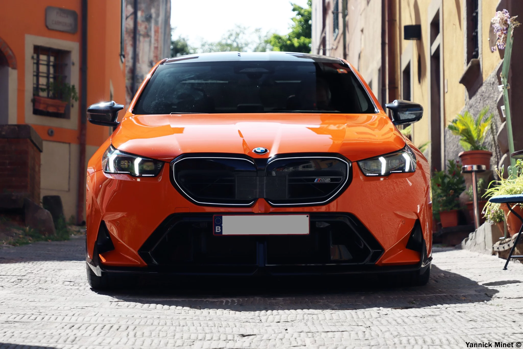Fire Orange III BMW M5
