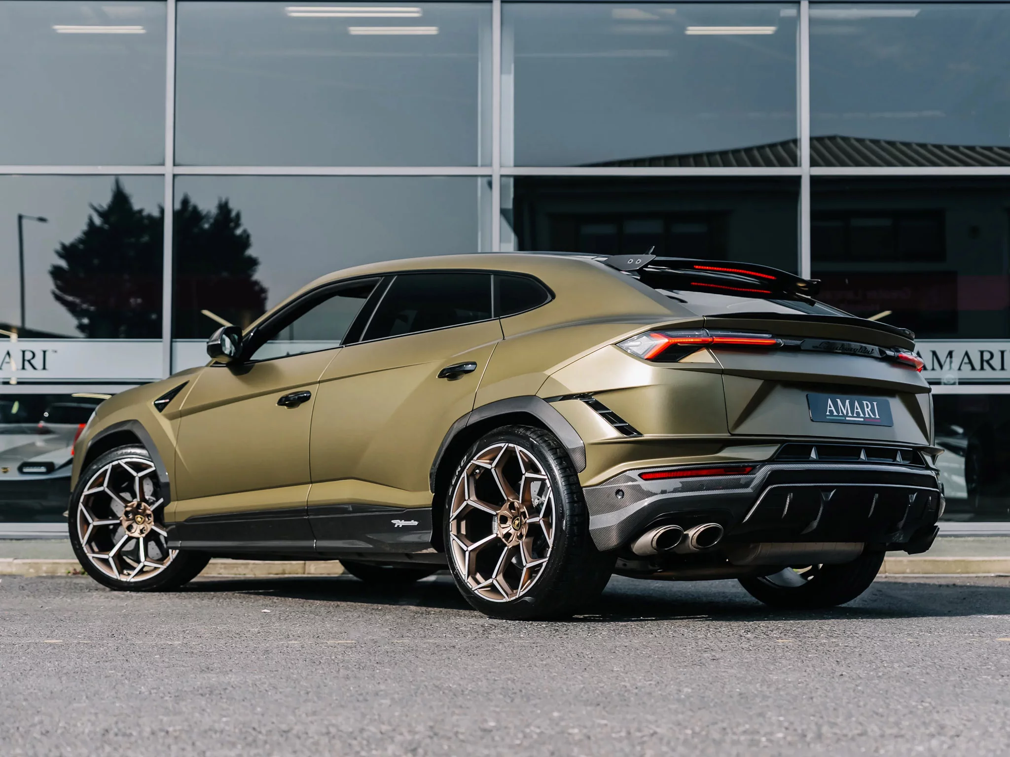 Verde Gea Lamborghini Urus