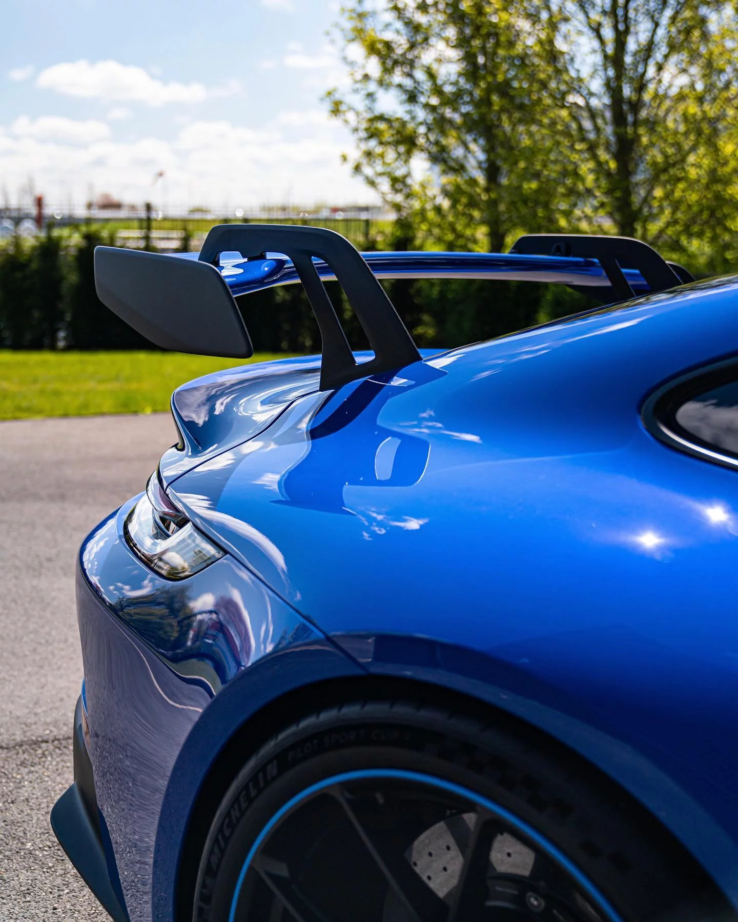 Nogaro Blue Porsche 911 GT3