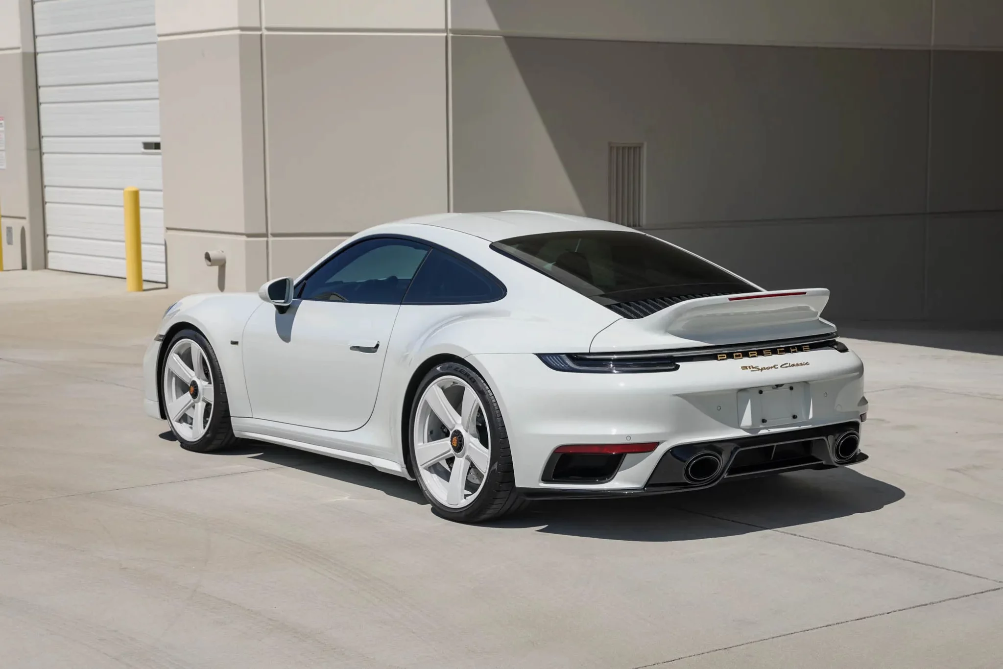 Dolphin Grey Porsche 911 Sport Classic