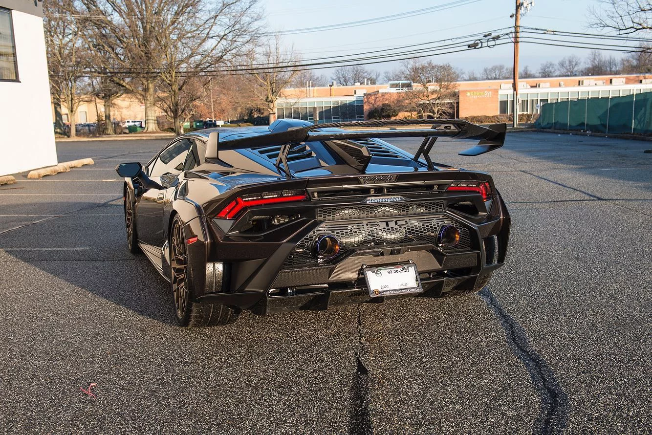 Marrone Alcestis Lamborghini Huracán