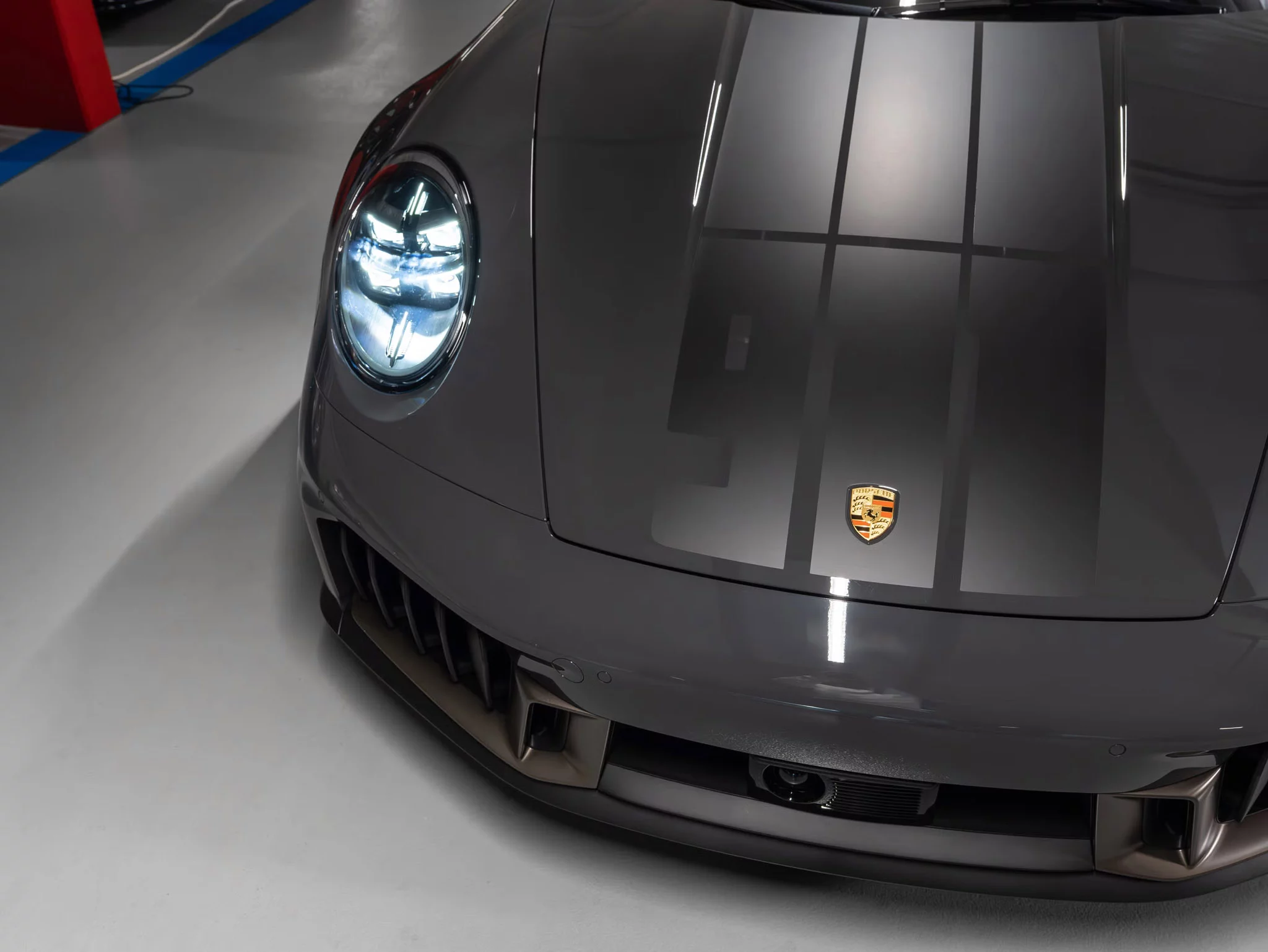 Graphite Grey Porsche 911 Spirit 70