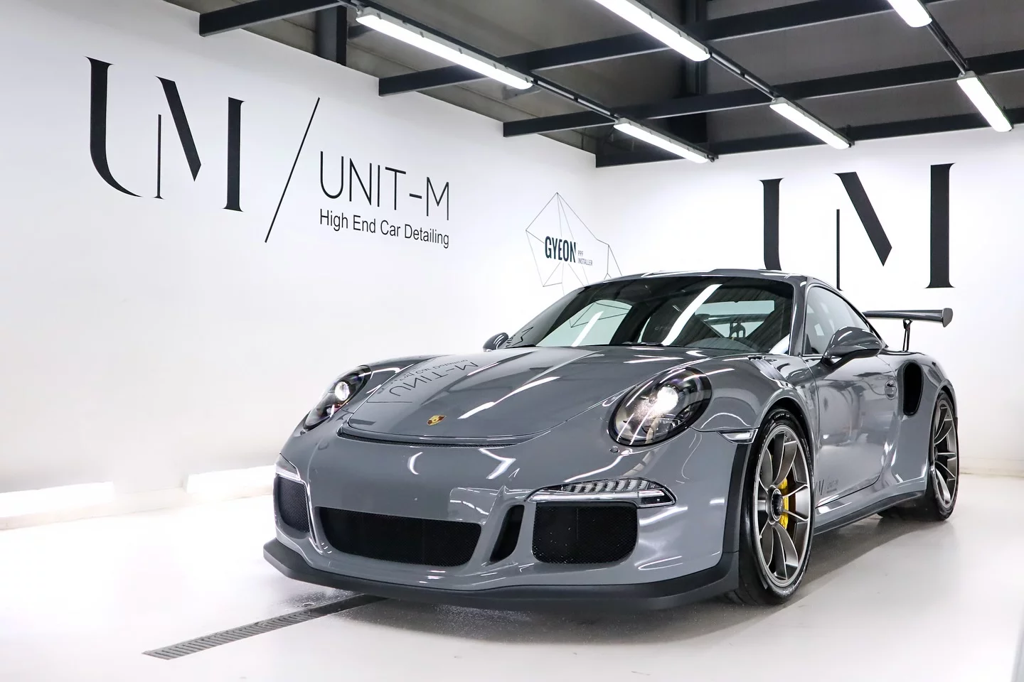 China Grey Porsche 911 GT3 RS