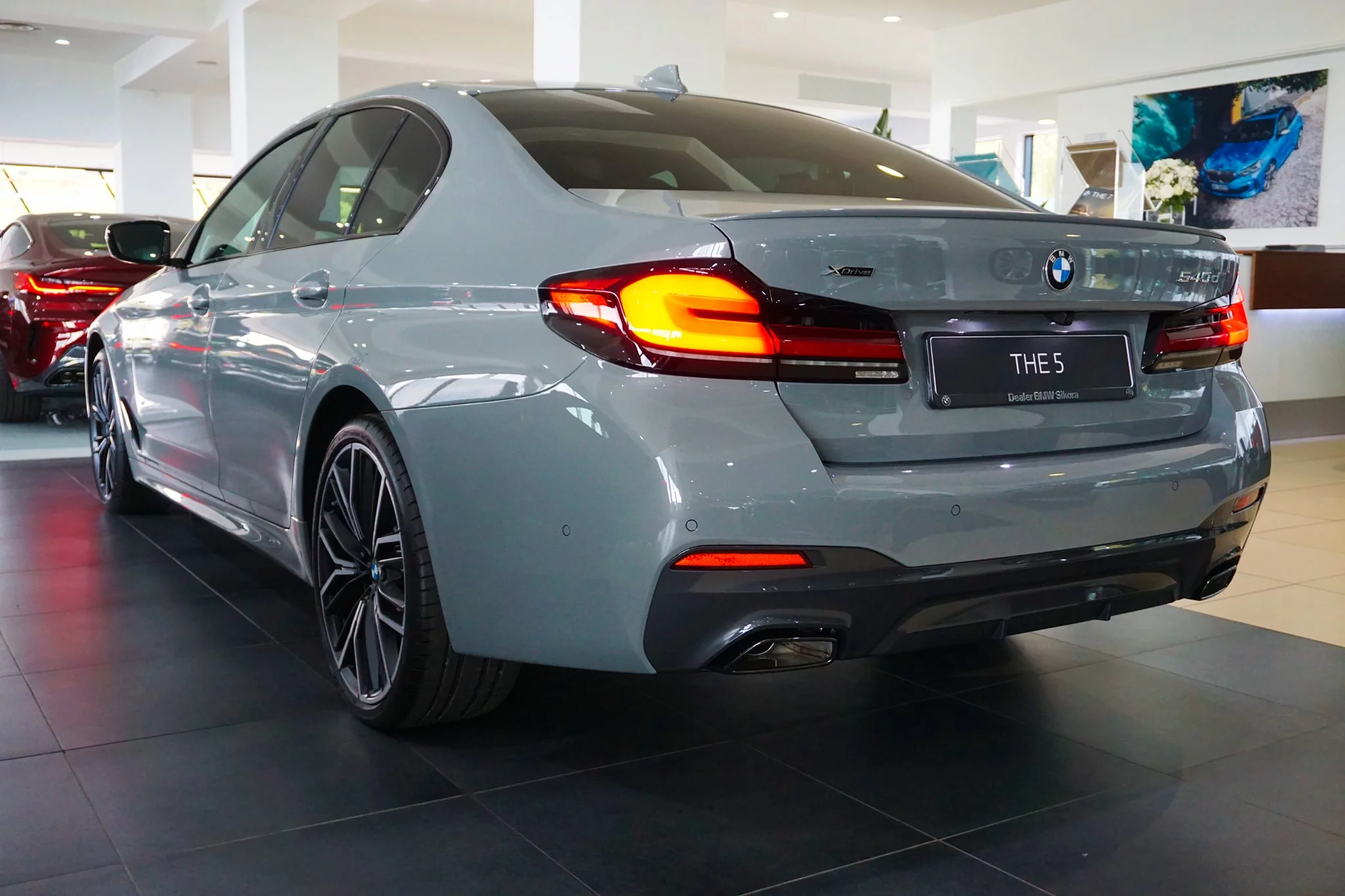 Lime Rock Grey BMW 5 Series