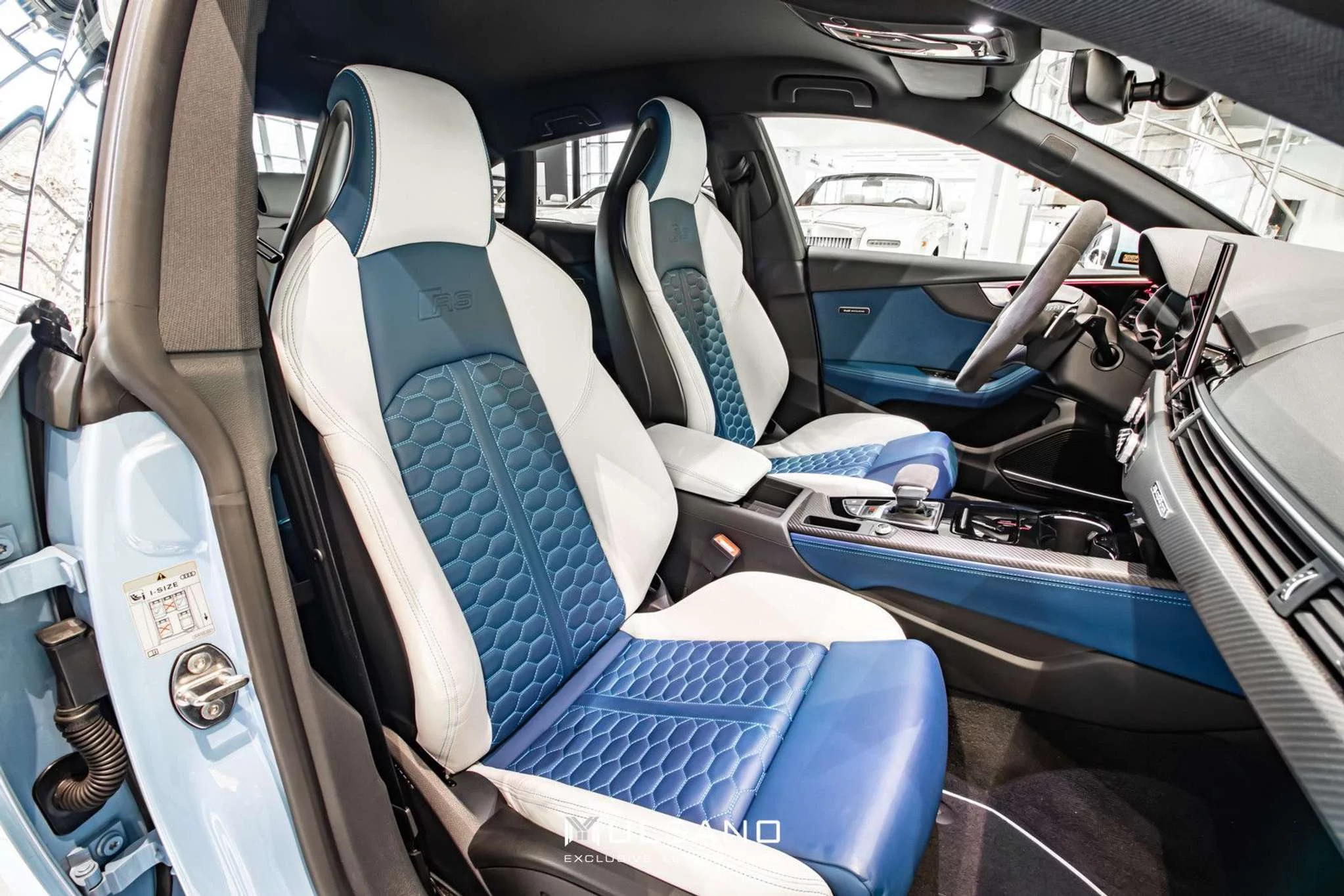 Frosted Glass Blue Audi RS5