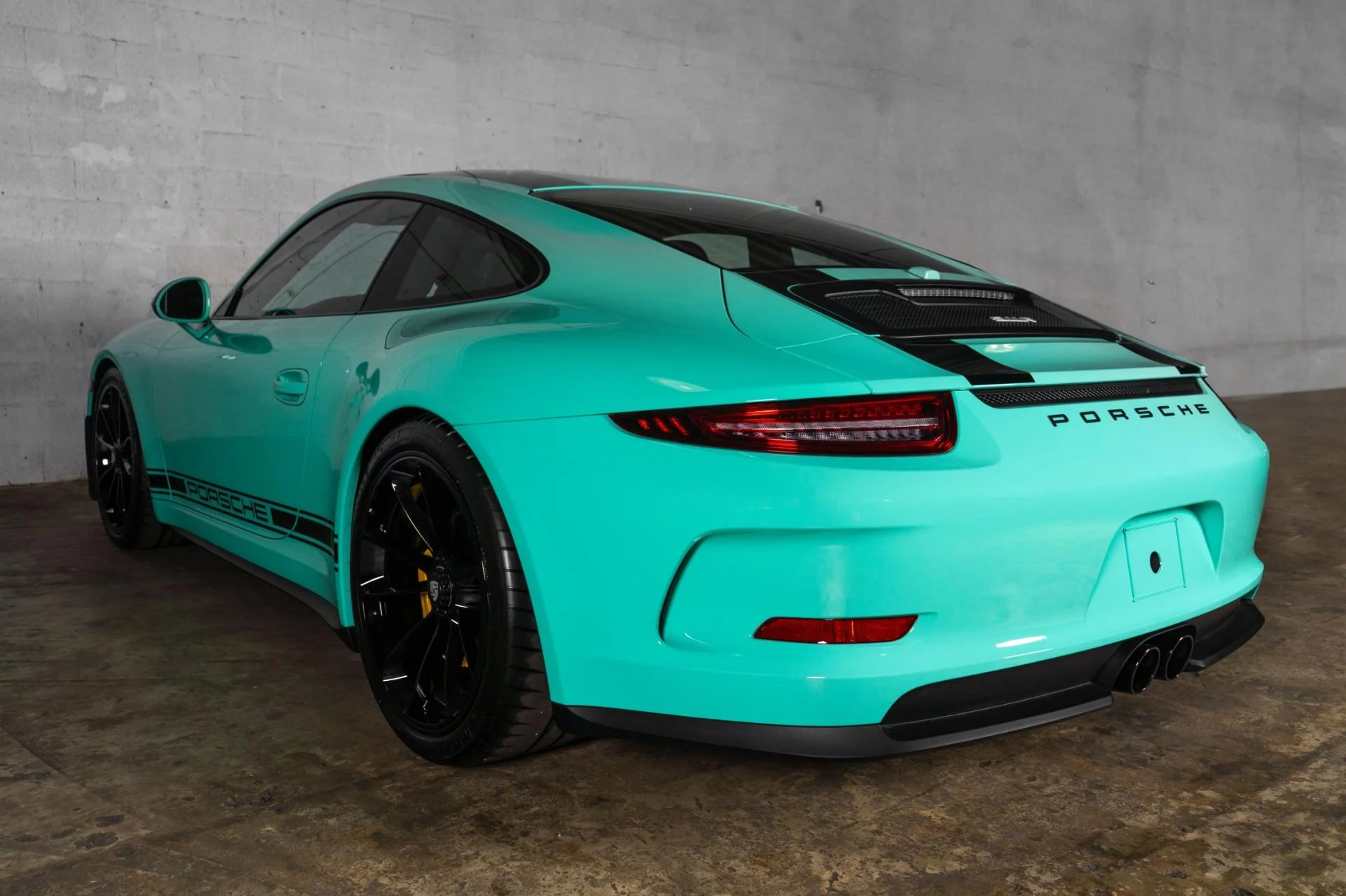 Mint Green Porsche 911 R