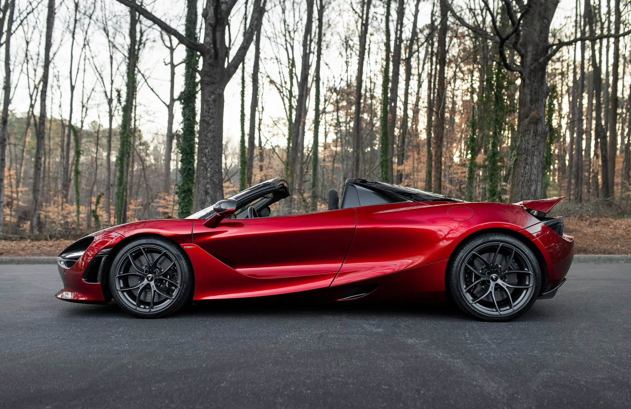 Volcano Red McLaren 720S
