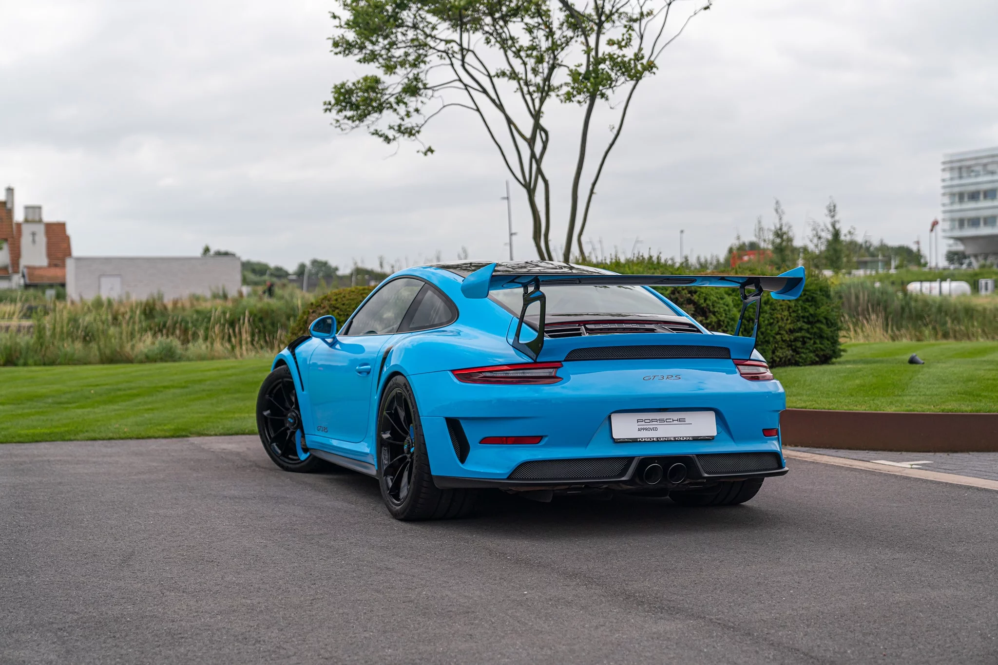 Riviera Blue Porsche 911 GT3 RS
