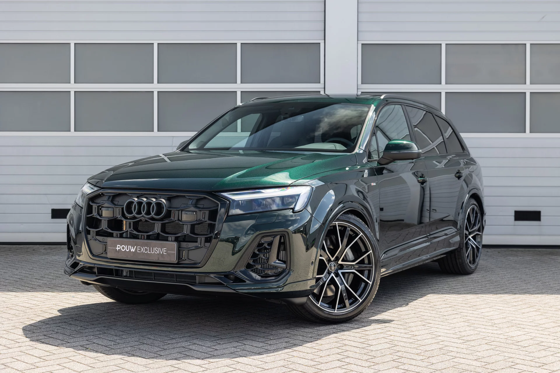 Deep Green Audi Q7