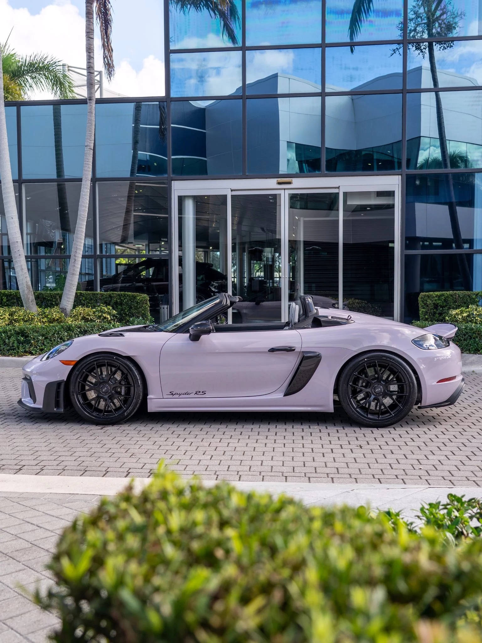 Moon Gem Porsche 718 Spyder RS