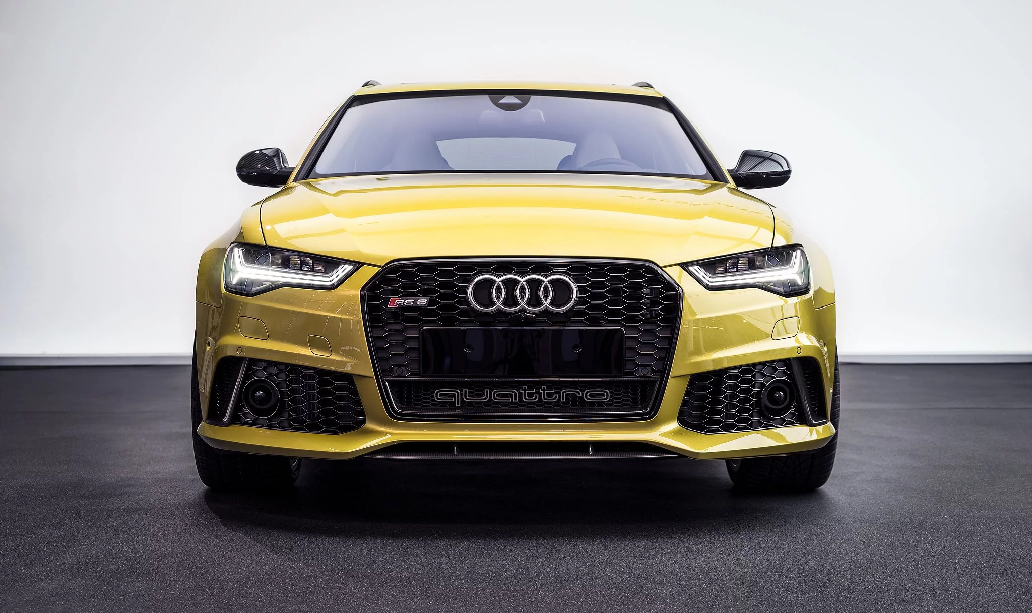 Austin Yellow Audi RS6 Avant
