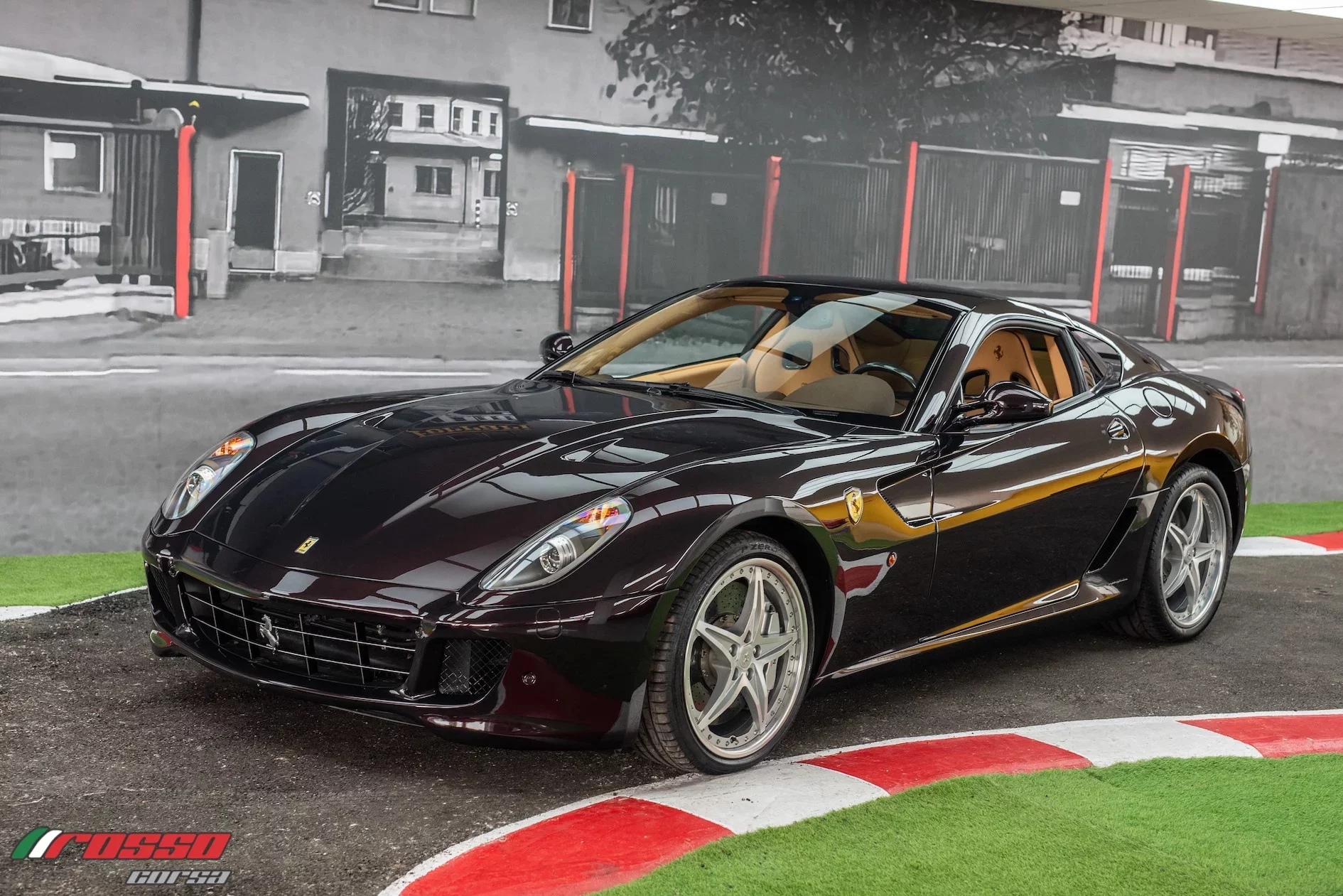 Rosso Bruno Ferrari 599