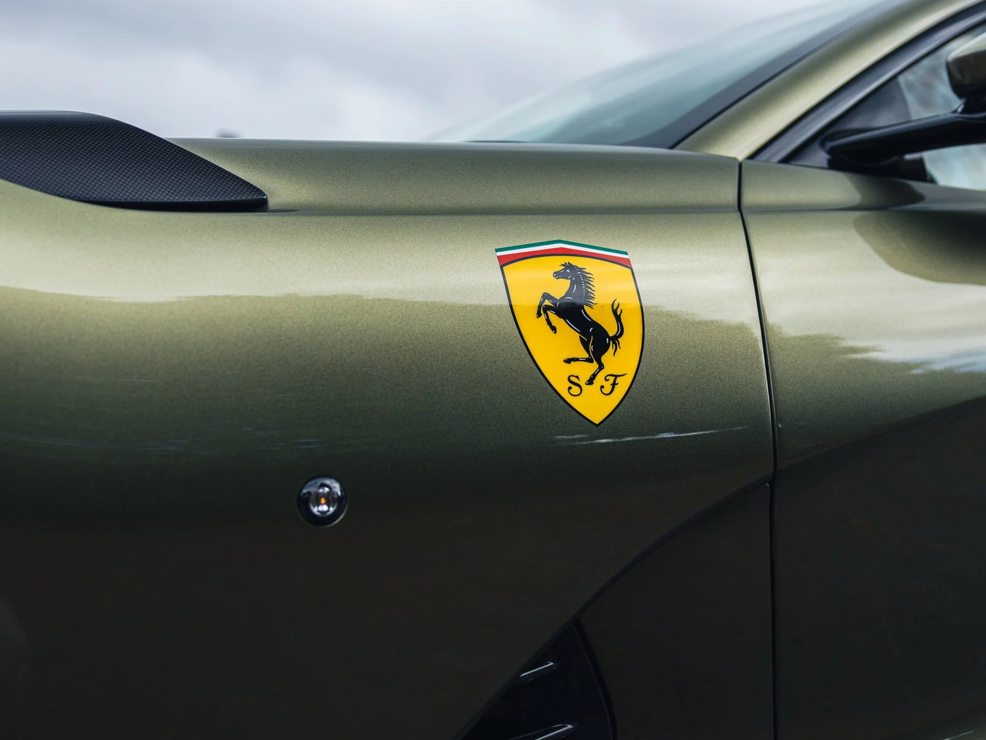Verde Masoni Ferrari 812