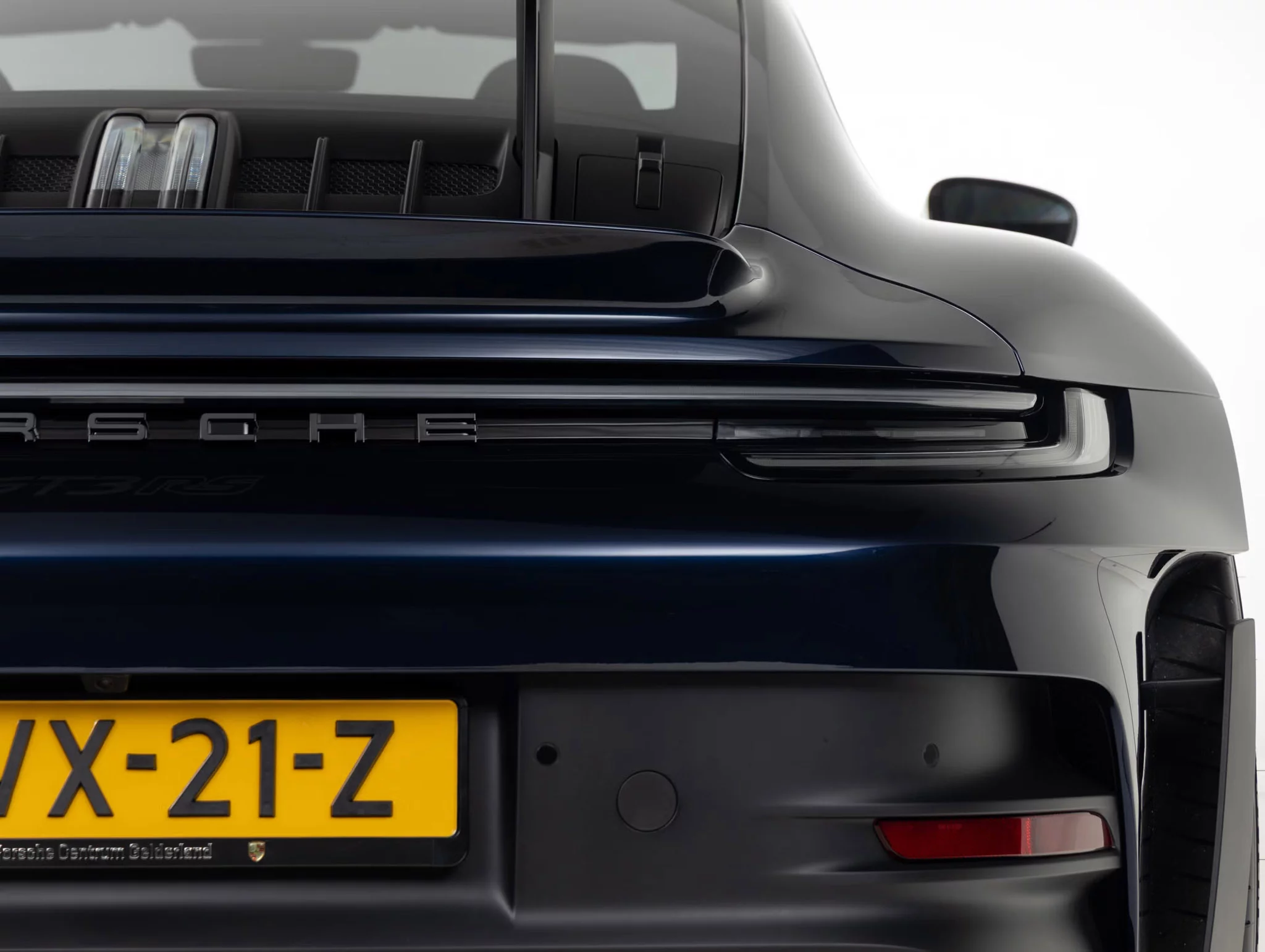 Midnight Blue Metallic Porsche 911 GT3 RS