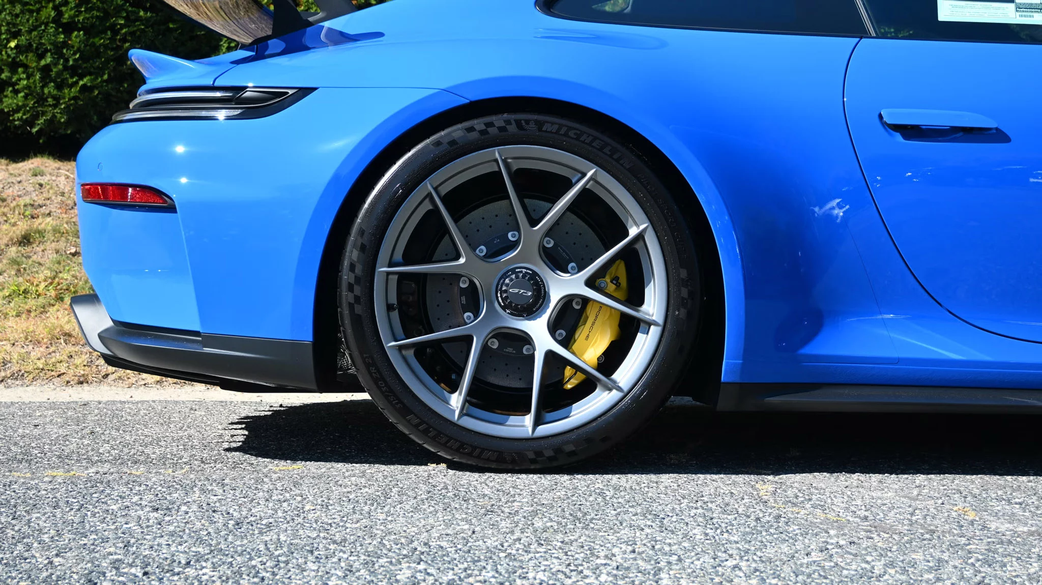 Lugano Blue Porsche 911 GT3