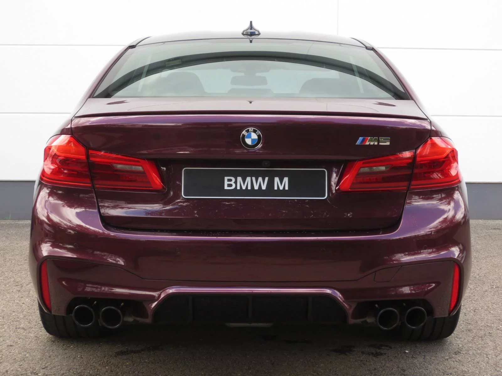 Wildberry BMW M5