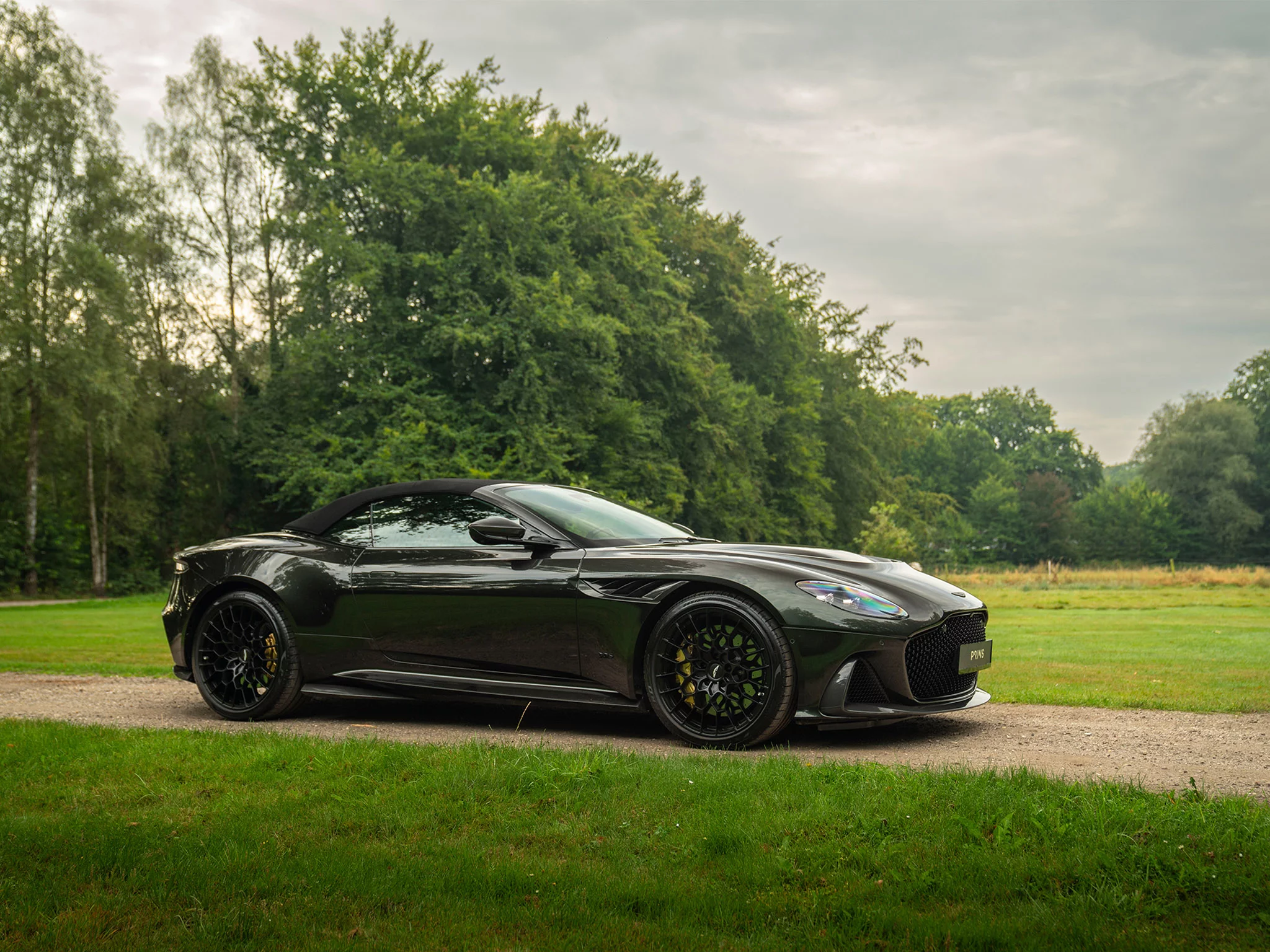 Minotaur Green Aston Martin DBS