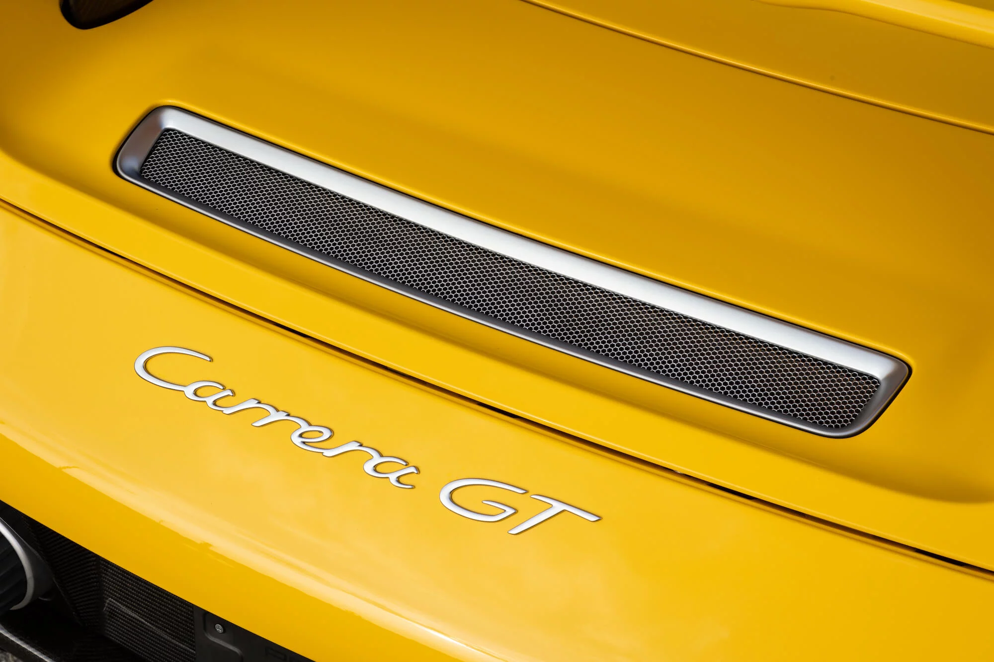 Fayence Yellow Porsche Carrera GT