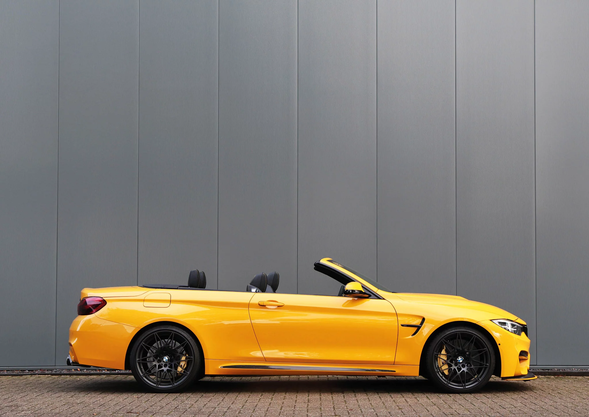Mandarin II BMW M4