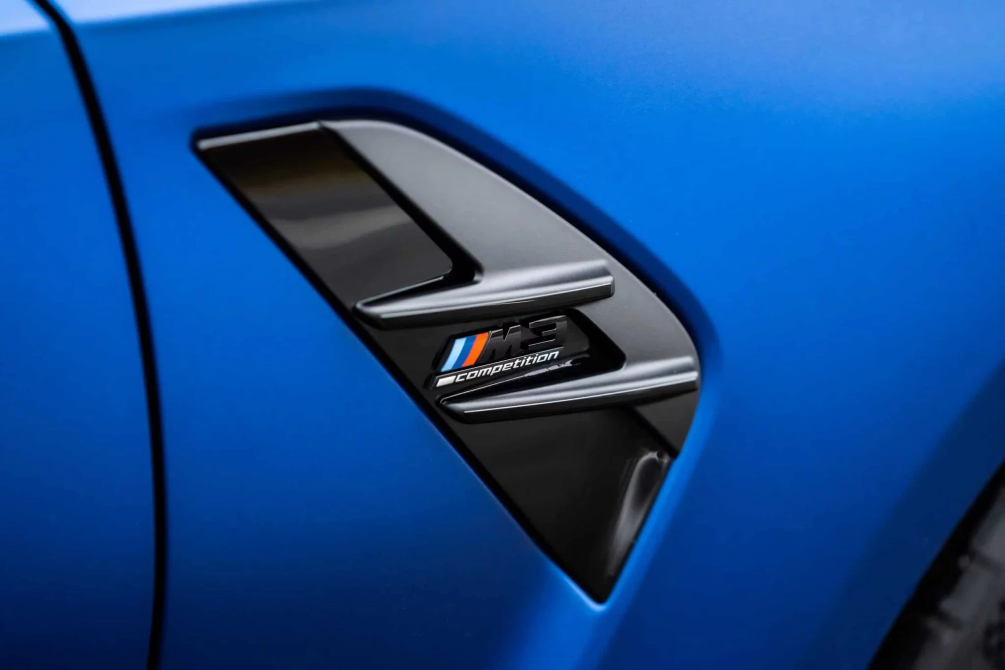 Frozen Portimao Blue BMW M3