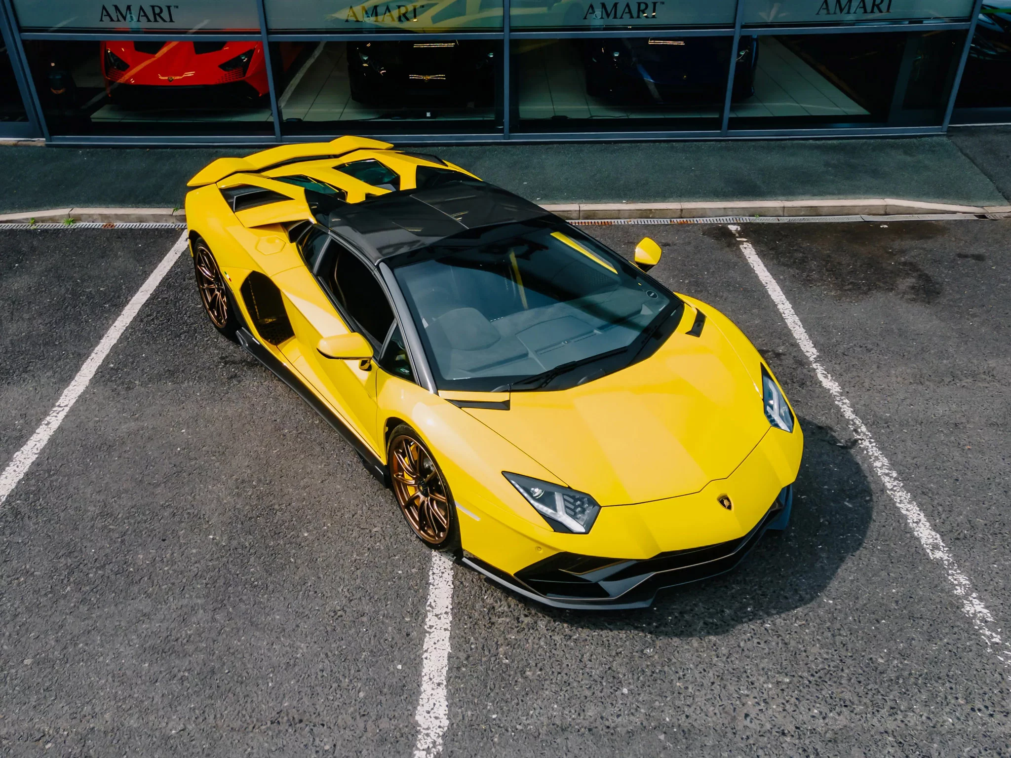 Giallo Spica Lamborghini Aventador