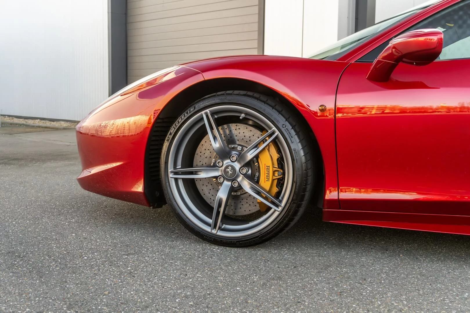 Rosso Monza Ferrari 458