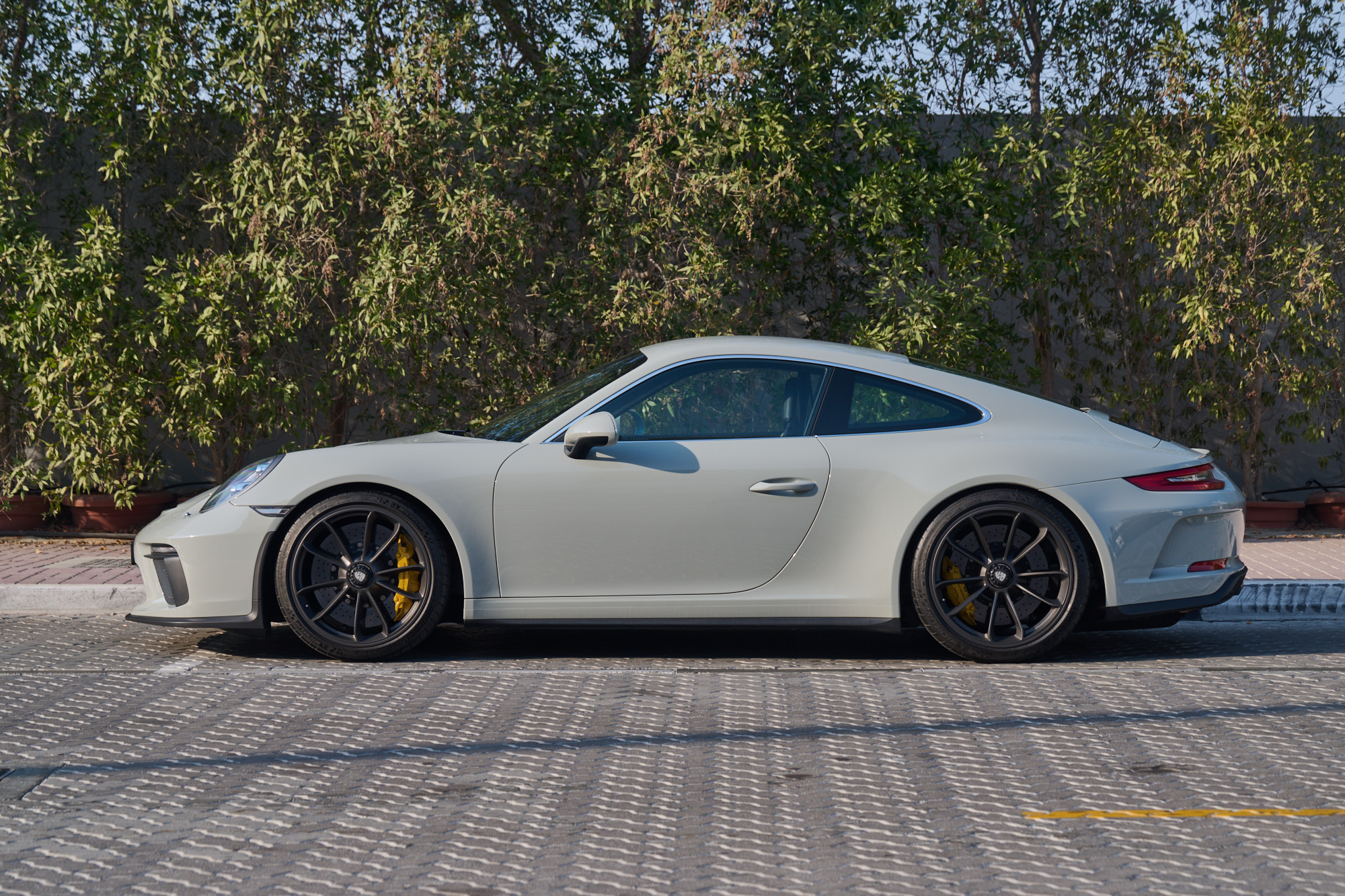 Dolphin Grey - Porsche 911 GT3 Touring (991.2) - carpaints.co