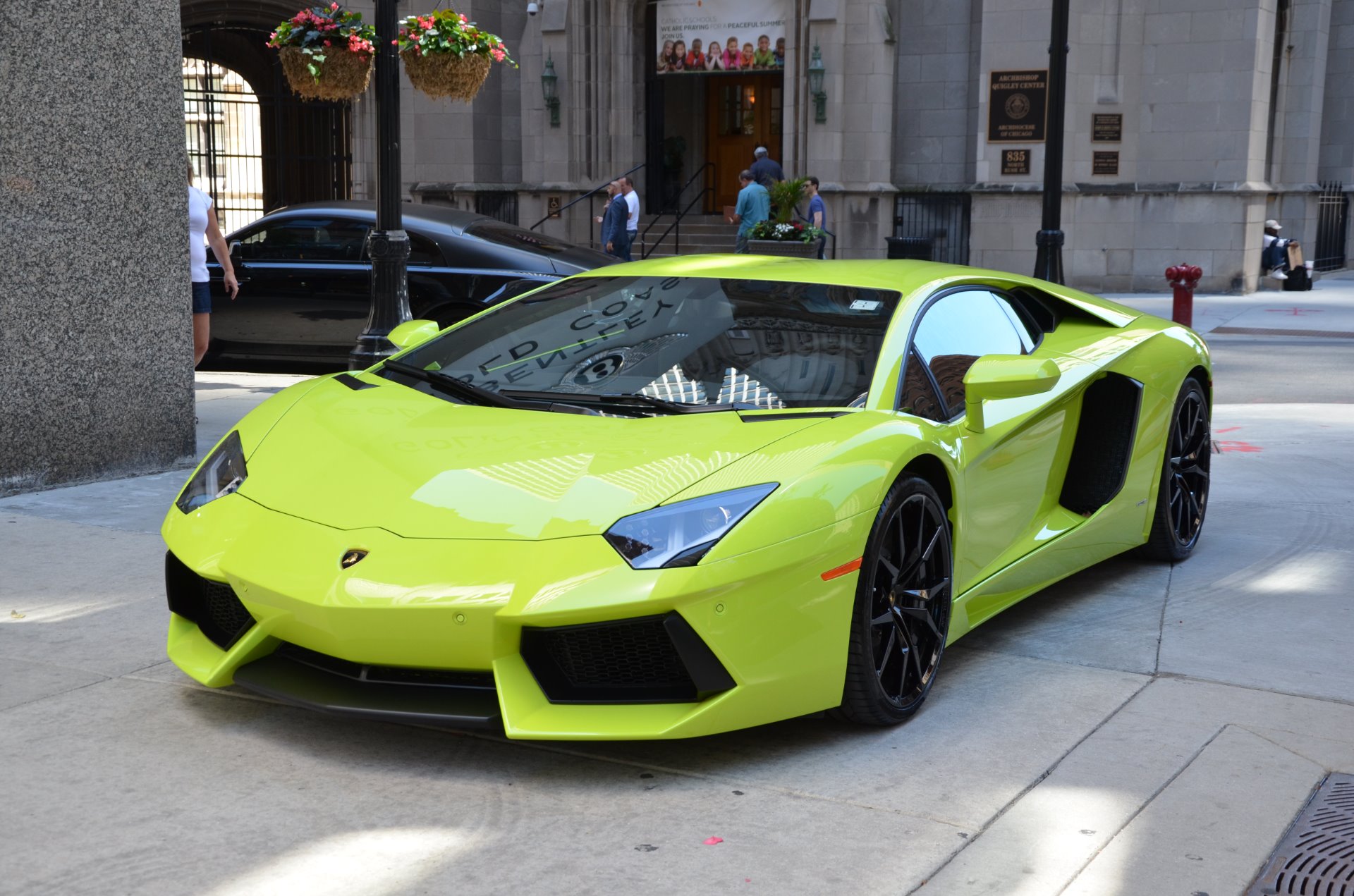 Lamborghini Aventador LP700-4 with Akrapovic Exhaust - Revs